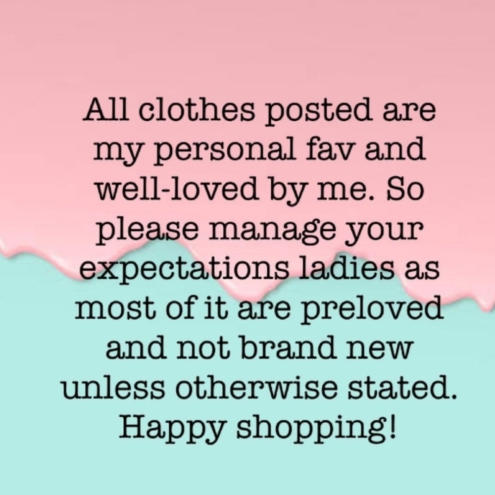 Nike Plaid Red and Black Slippers - Picture 3 of 4